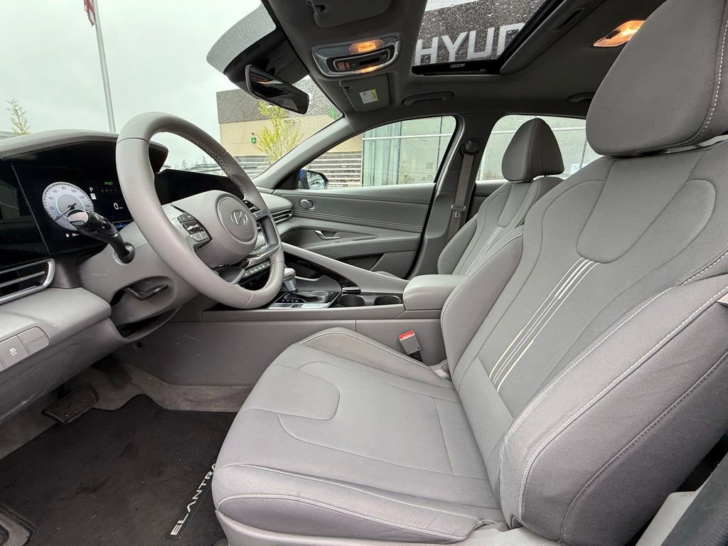 Certified 2024 Hyundai Elantra SEL w/ Convenience Package FWD image 12