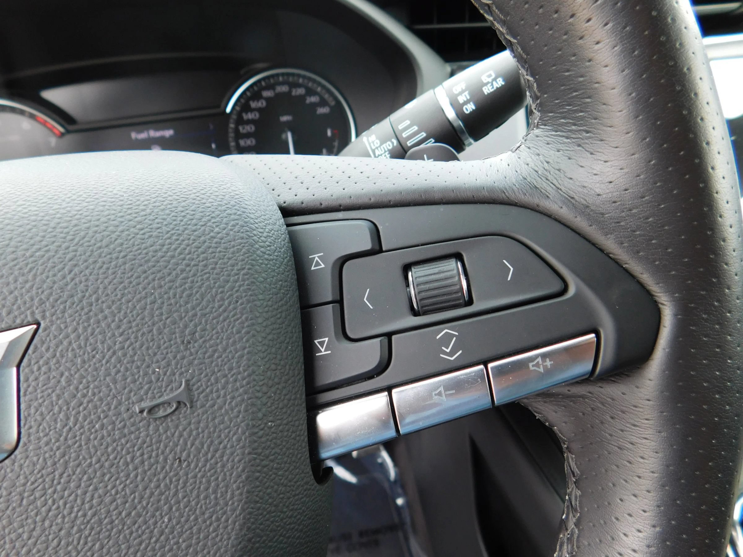 Used 2023 Cadillac XT4 Sport AWD/4WD image 23