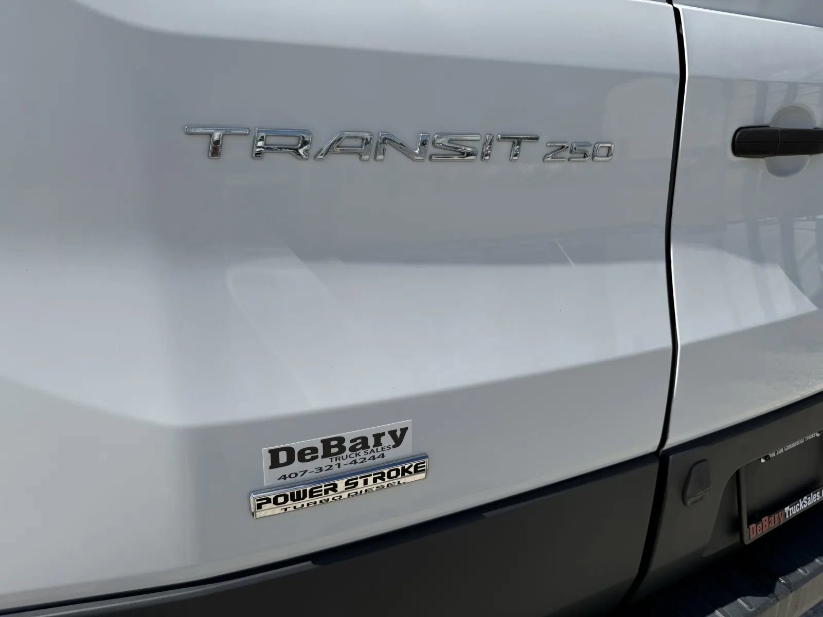 Used 2017 Ford Transit 250 148 Medium Roof image 11