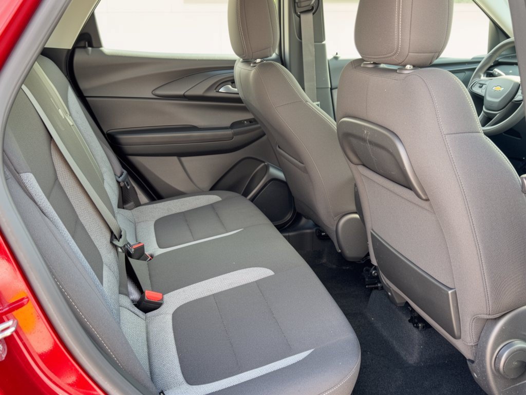 Certified 2023 Chevrolet TrailBlazer LS FWD image 29
