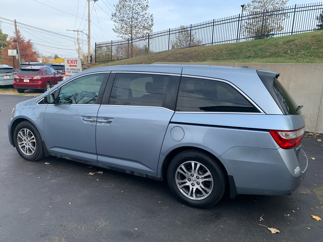 Used 2012 Honda Odyssey EX-L image 3