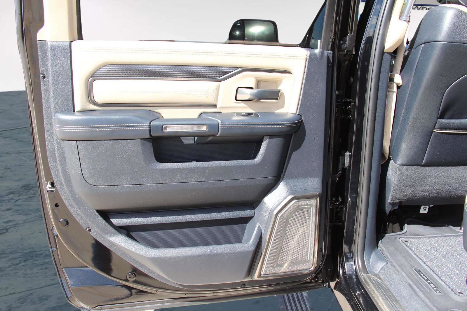 Used 2022 RAM 2500 Limited image 21