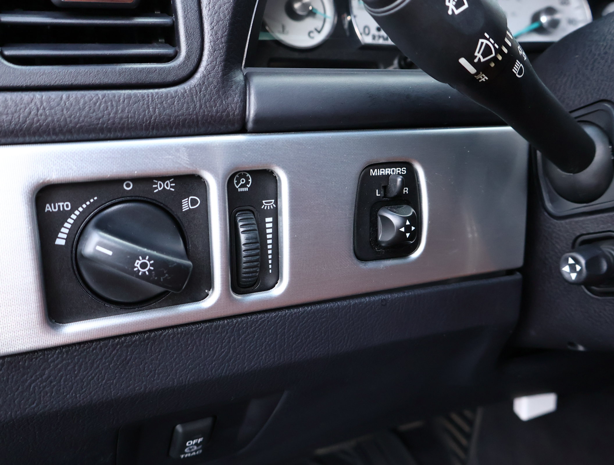 Used 2003 Ford Thunderbird RWD image 11