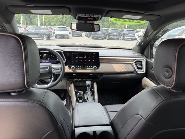 Used 2025 GMC Canyon Denali AWD/4WD image 20