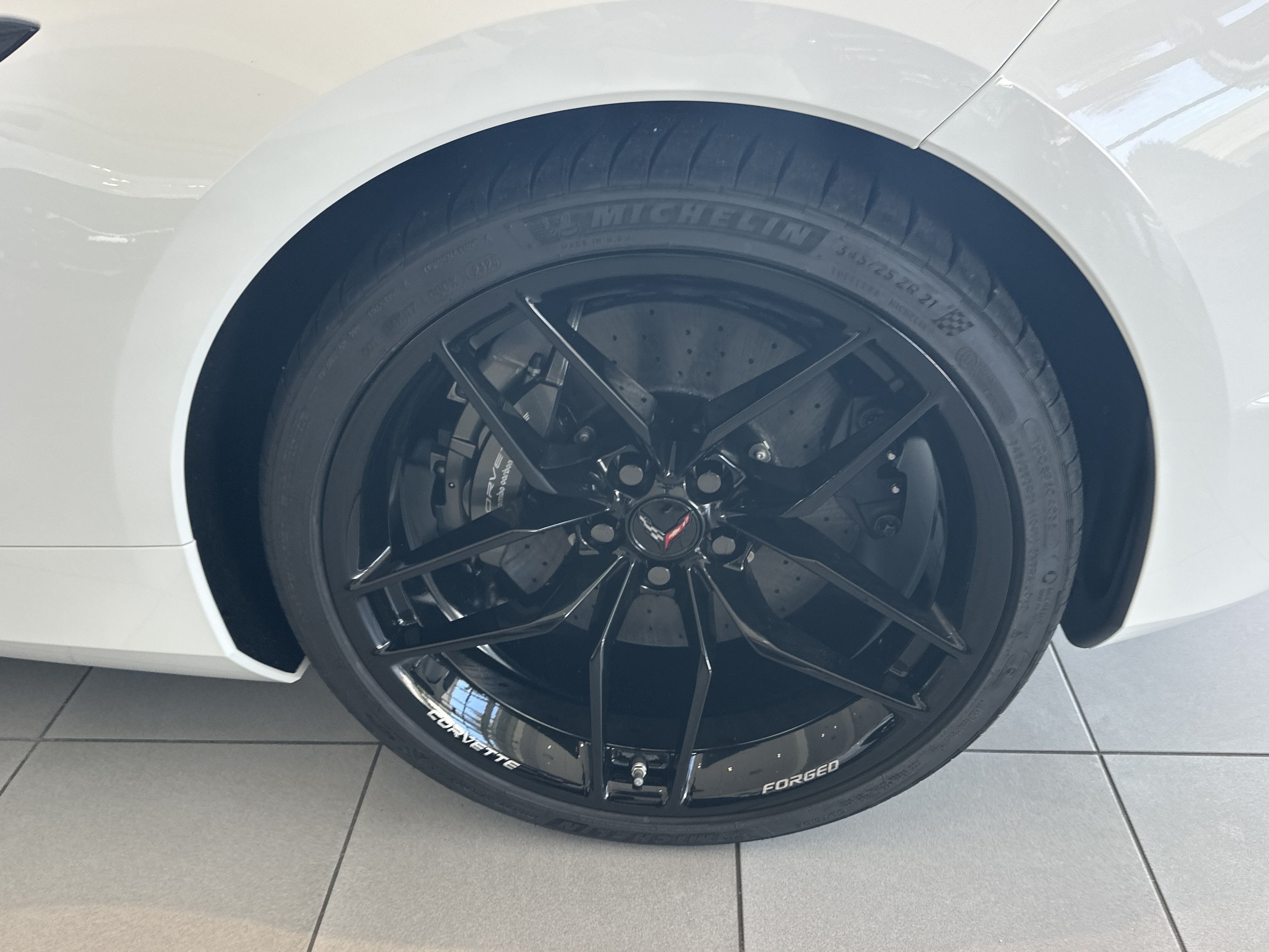 New 2027 Chevrolet Corvette Z06 w/ Stealth Interior Trim Package RWD image 9