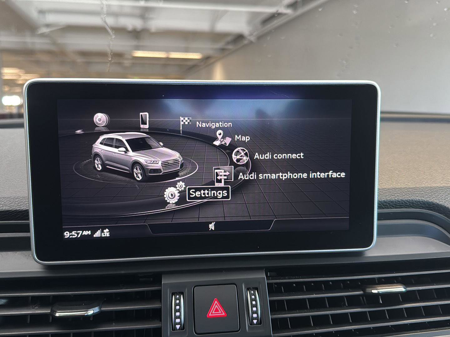 Used 2019 Audi Q5 2.0T Premium Plus w/ Premium Plus Package image 12