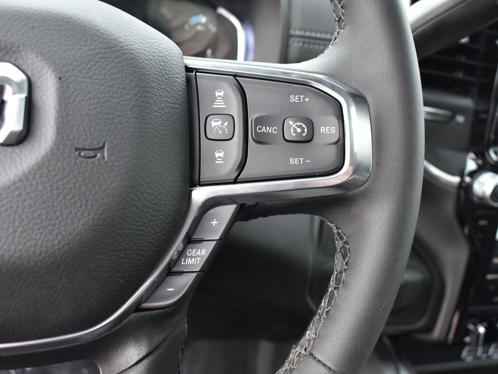 New 2026 RAM 3500 Laramie AWD/4WD image 14