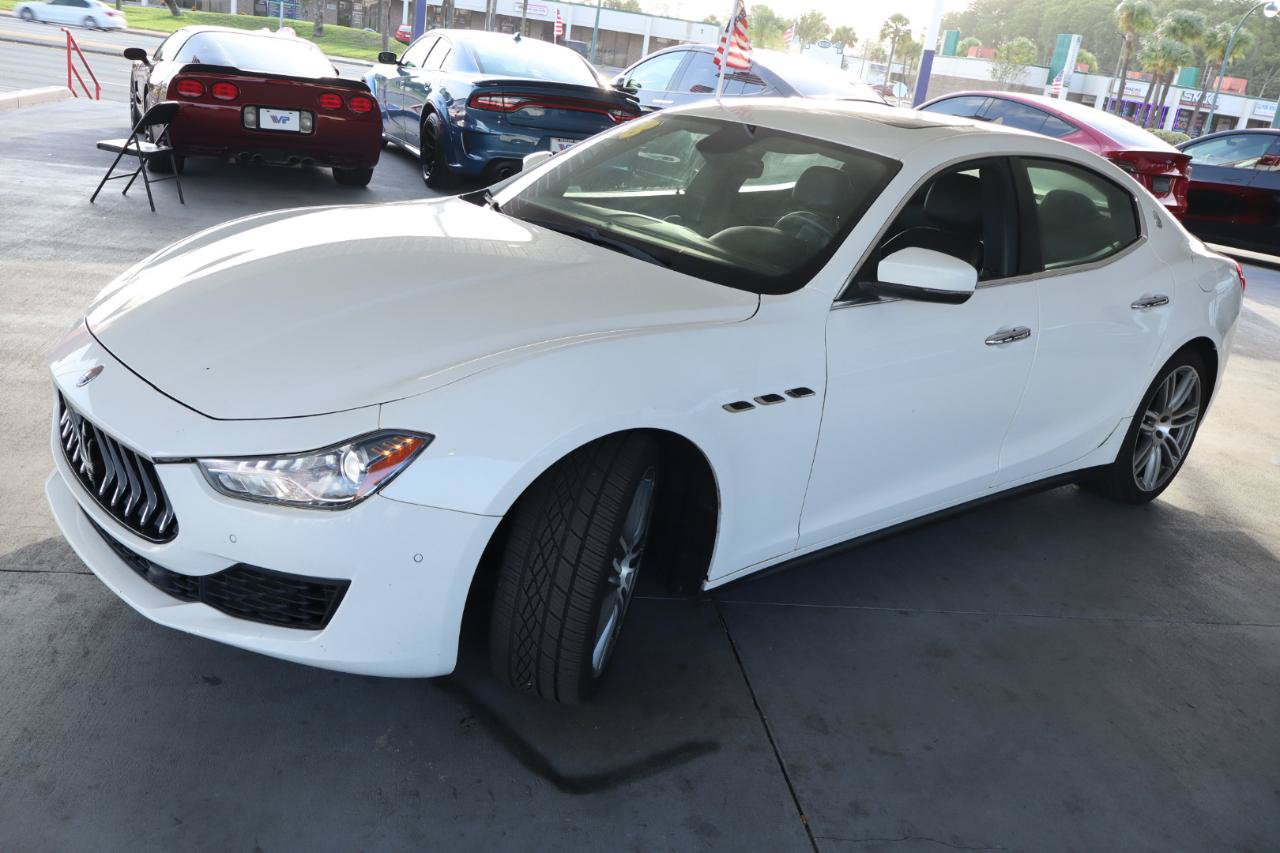 Used 2019 Maserati Ghibli S Q4 AWD/4WD image 9