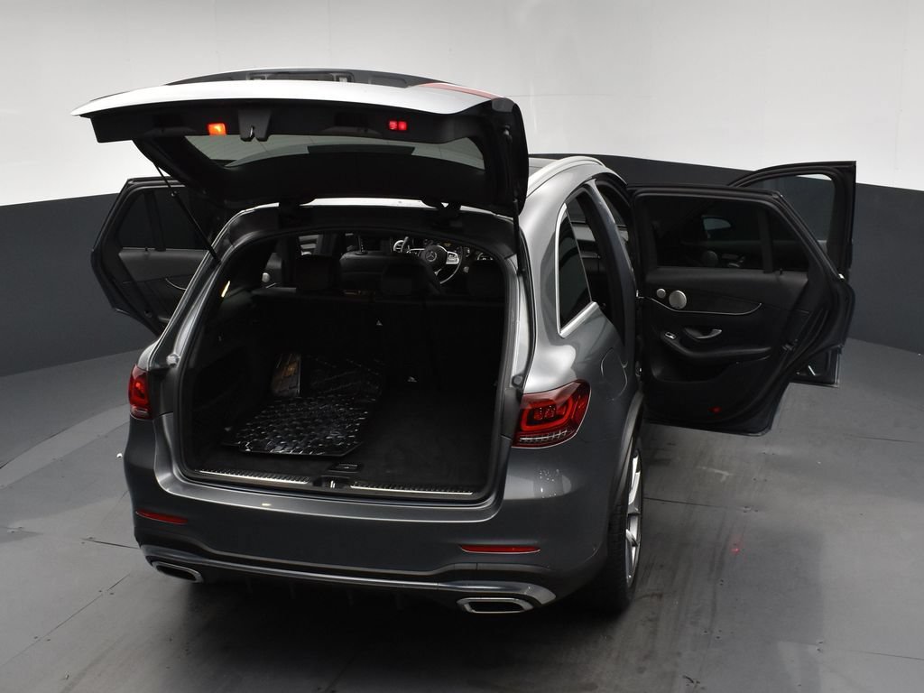 Used 2021 Mercedes-Benz GLC 300 4MATIC w/ AMG Line image 25