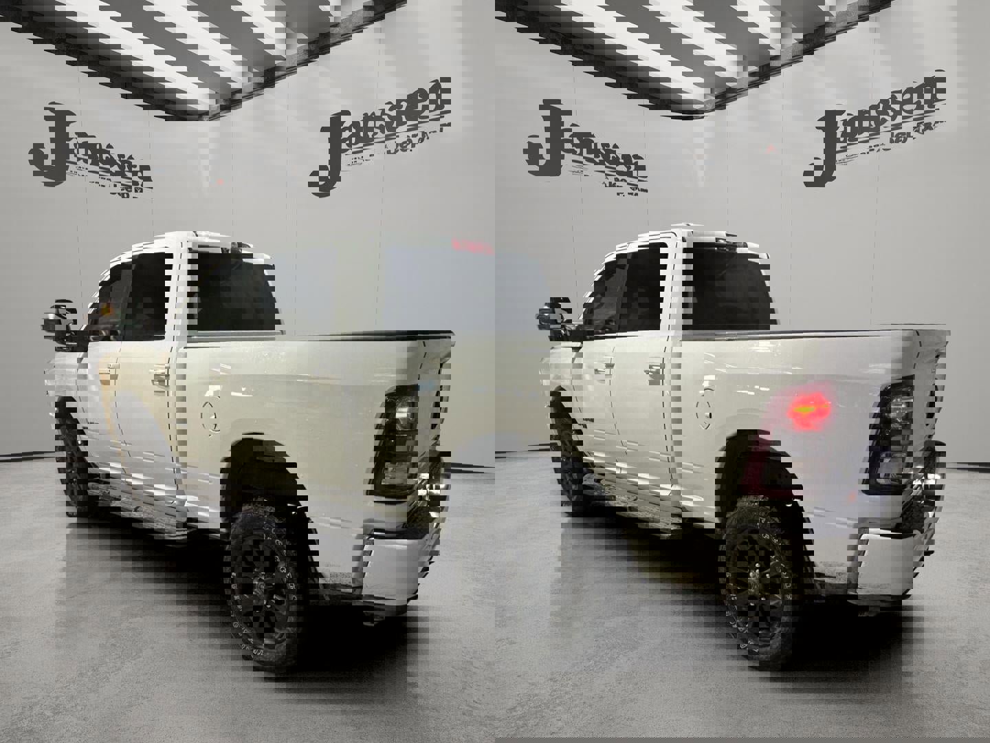 Used 2024 RAM 2500 Big Horn w/ Night Edition image 2