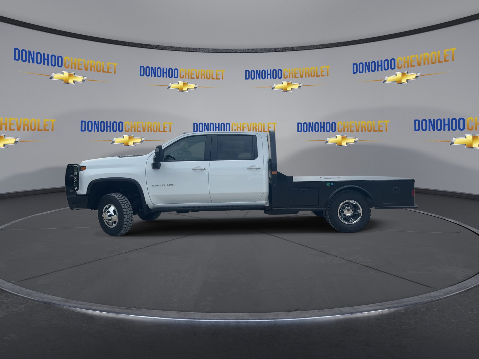 New 2026 Chevrolet Silverado 3500 LT w/ Convenience Package AWD/4WD image 8
