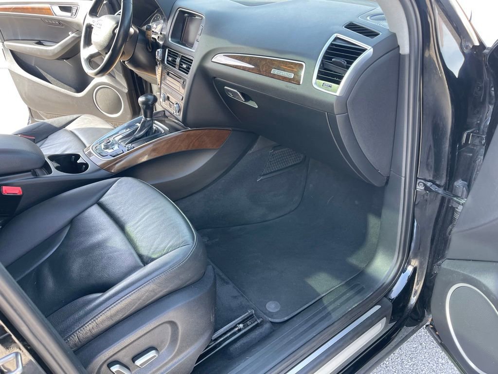 Used 2015 Audi Q5 2.0T Premium Plus w/ Technology Package image 19