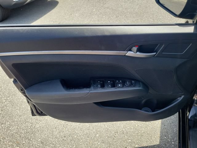 Used 2018 Hyundai Elantra SEL FWD image 12
