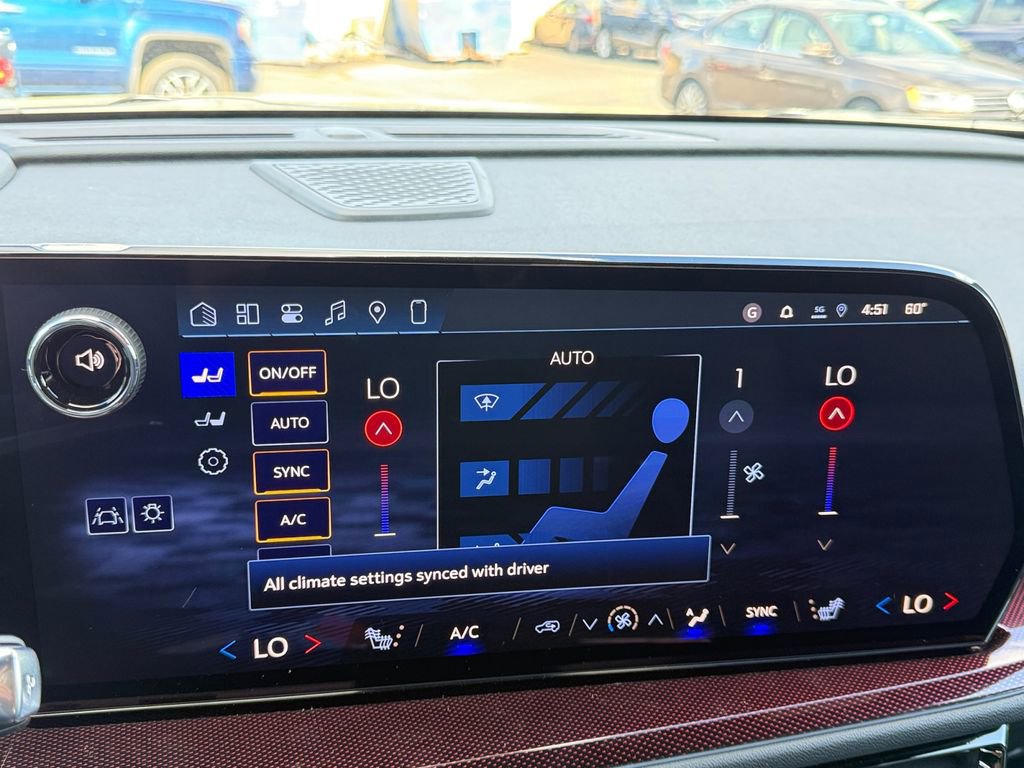 New 2026 Chevrolet Traverse Z71 w/ Enhanced Driving Package AWD/4WD image 17