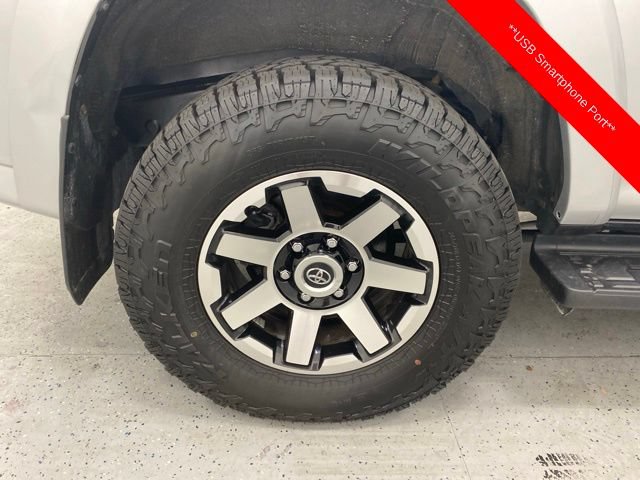Certified 2022 Toyota 4Runner TRD Off-Road AWD/4WD image 8