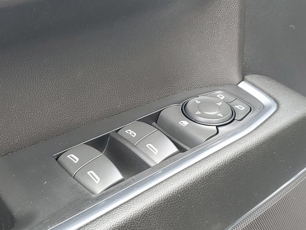Certified 2024 Chevrolet Silverado 1500 LT AWD/4WD image 29