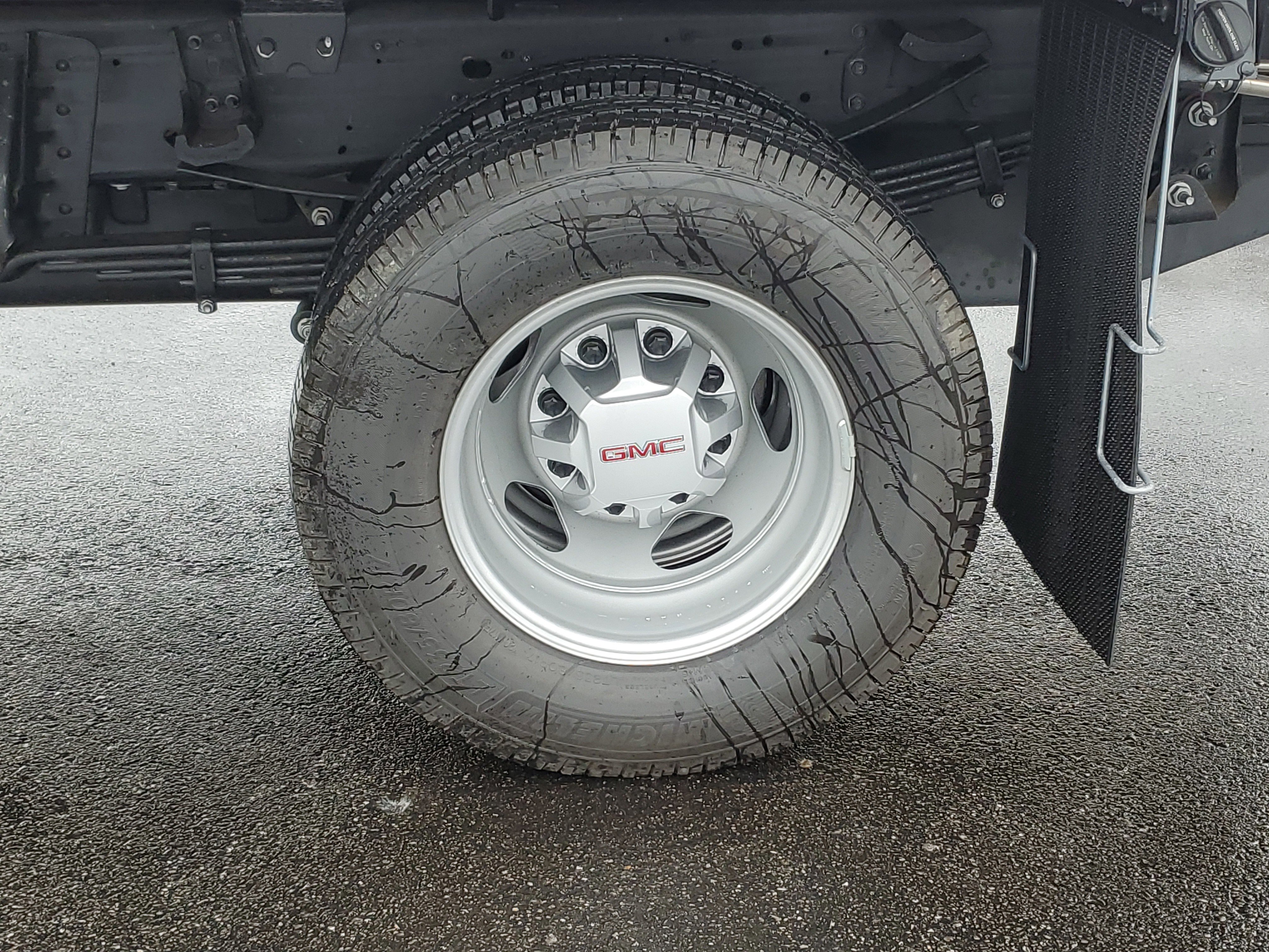 New 2025 GMC Sierra 3500 Pro w/ Convenience Package AWD/4WD image 9