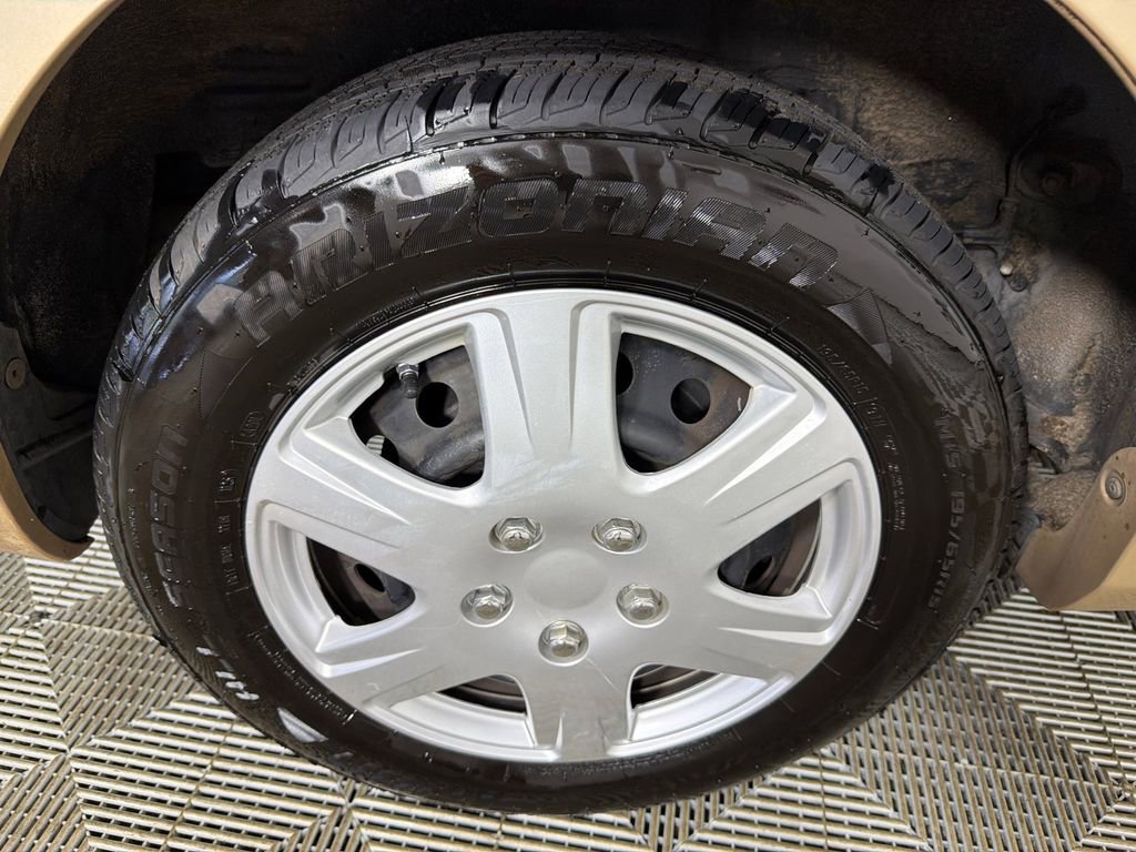 Used 2011 Toyota Corolla LE FWD image 16