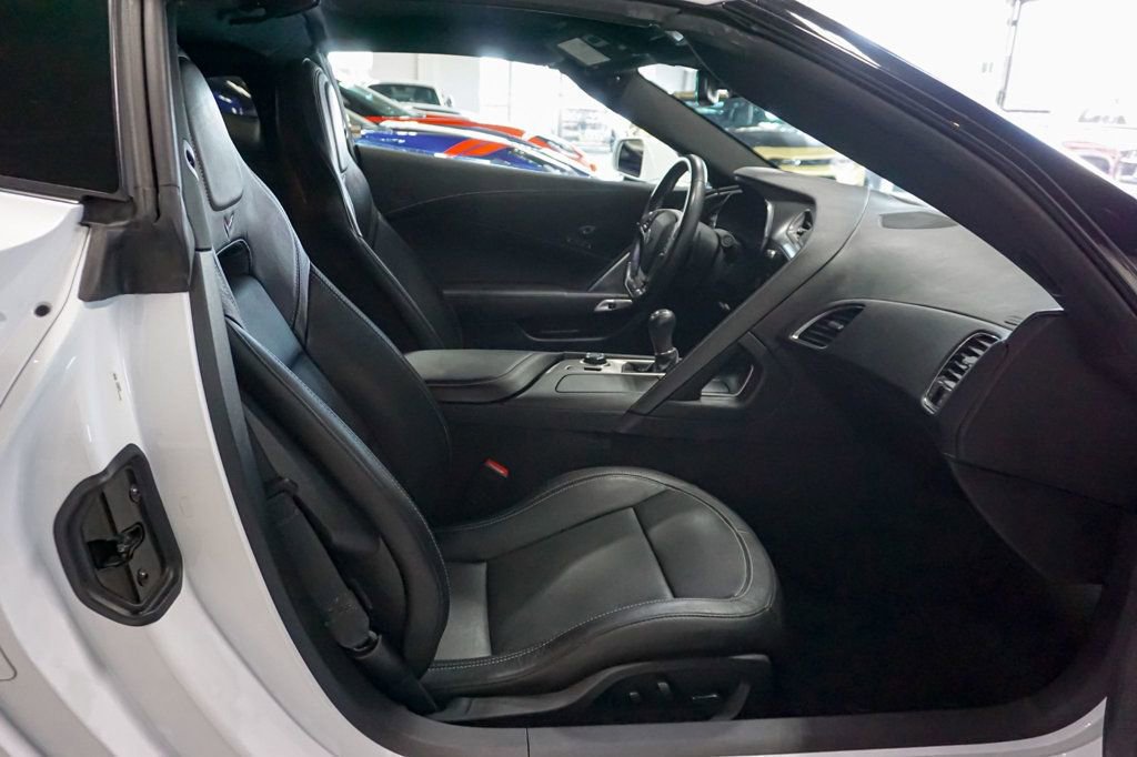 Used 2019 Chevrolet Corvette Z06 w/ Z07 Performance Package image 37