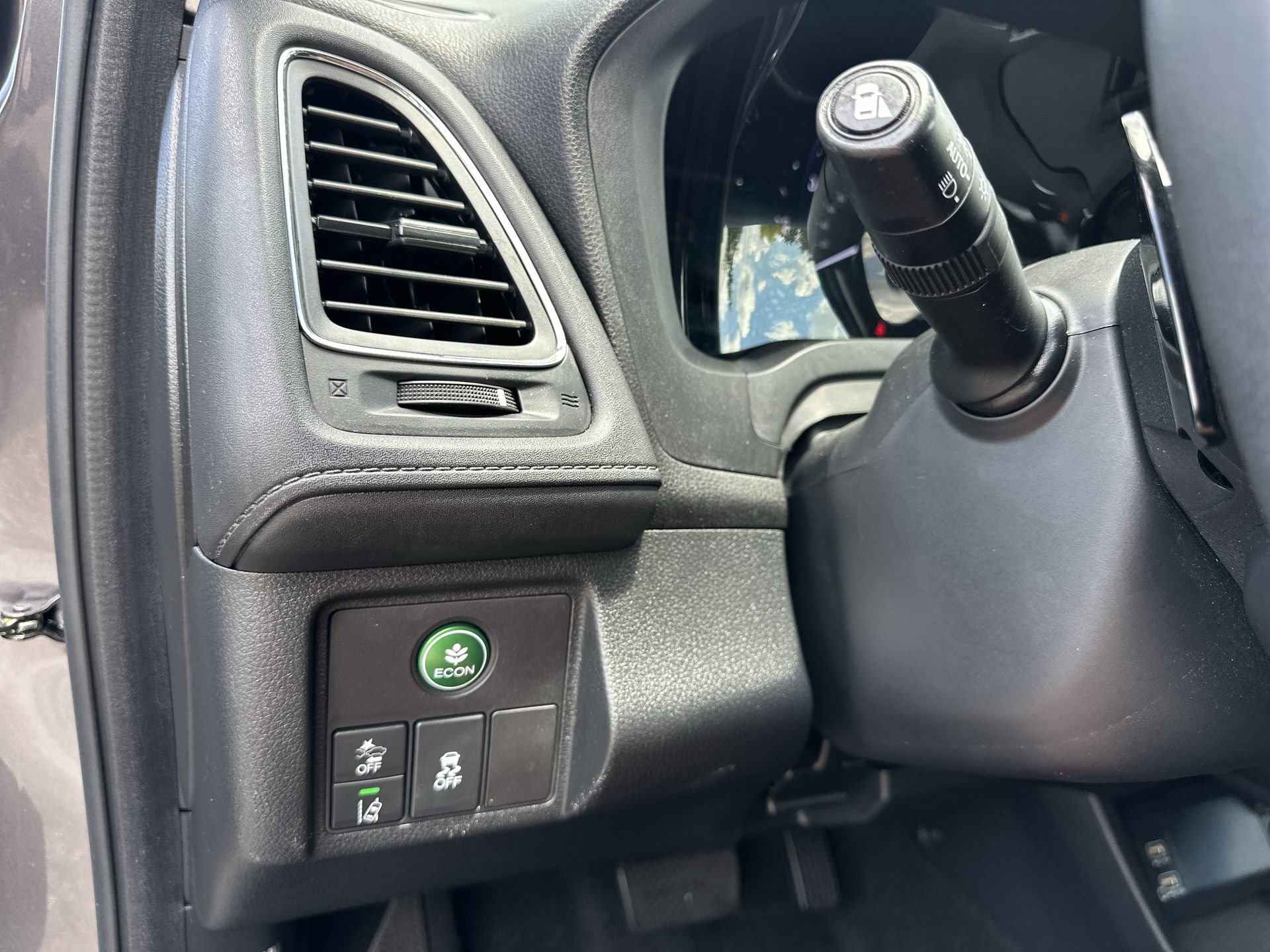 Used 2019 Honda HR-V EX-L image 26