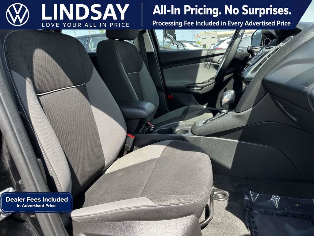 Used 2014 Ford Focus SE FWD image 12