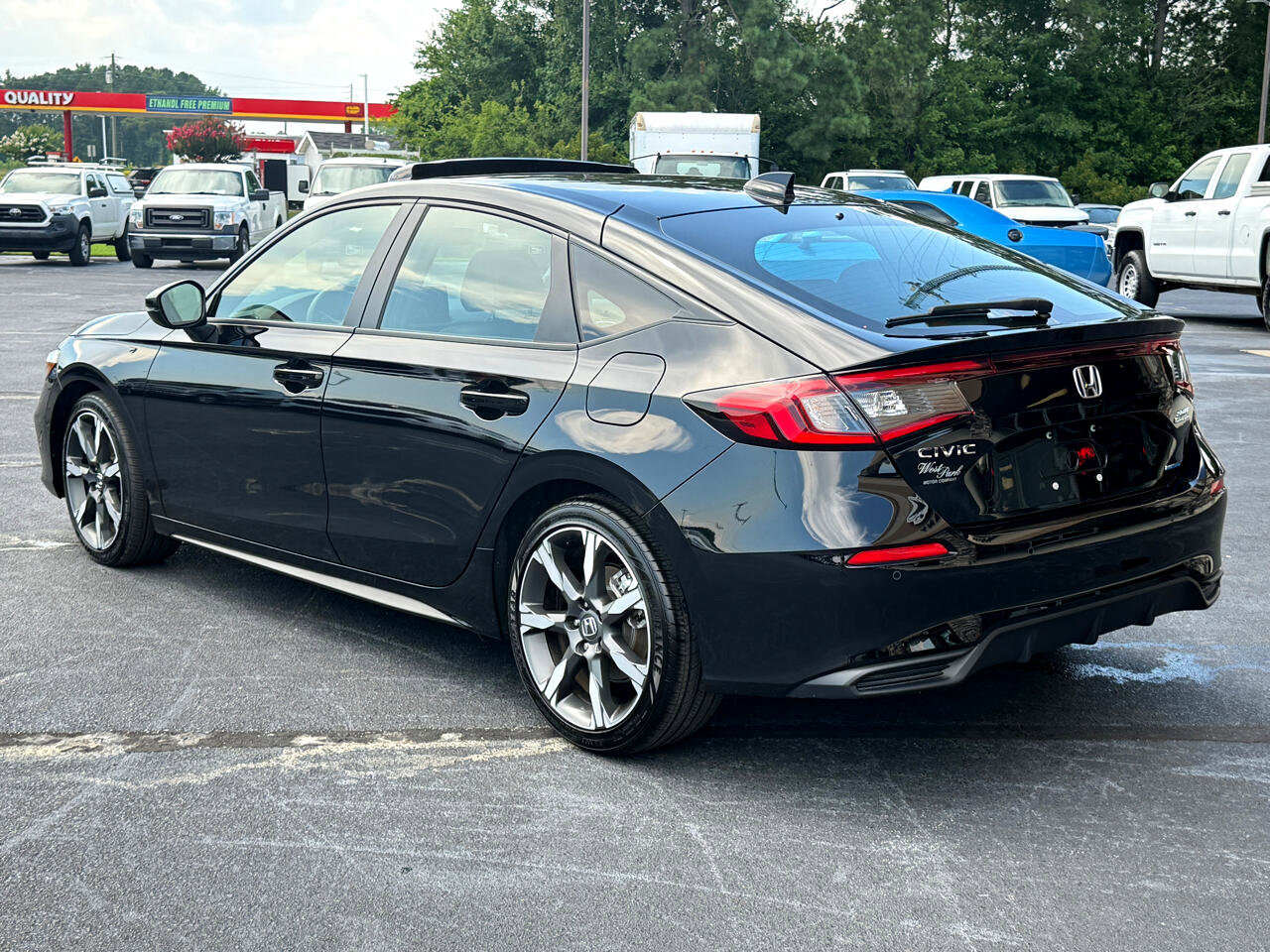 Used 2025 Honda Civic Sport Touring image 3