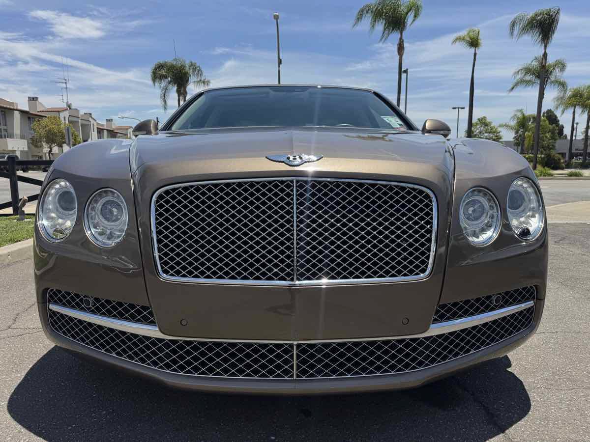 Used 2014 Bentley Flying Spur W12 AWD/4WD image 11