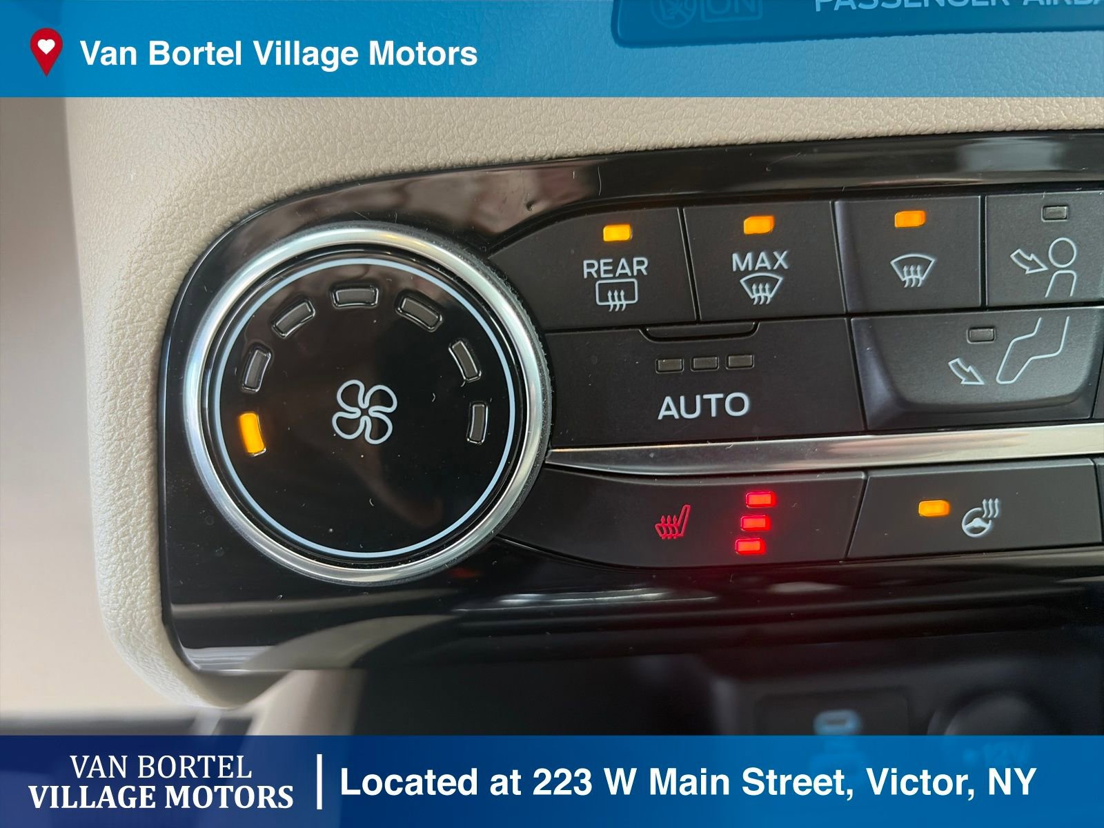Used 2022 Ford Escape SE w/ Cold Weather Package image 20
