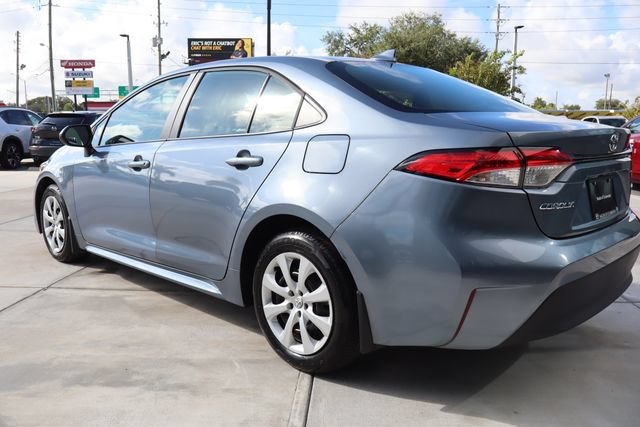 Used 2025 Toyota Corolla LE FWD image 6
