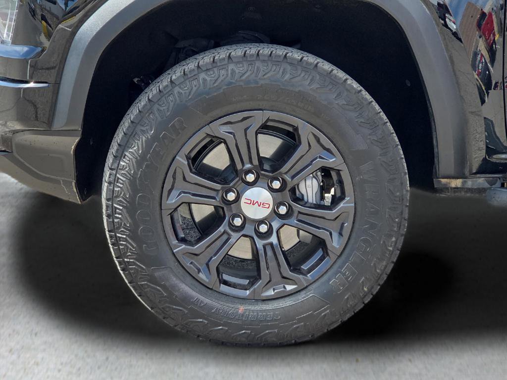 Used 2024 GMC Canyon Elevation w/ Convenience Package image 9