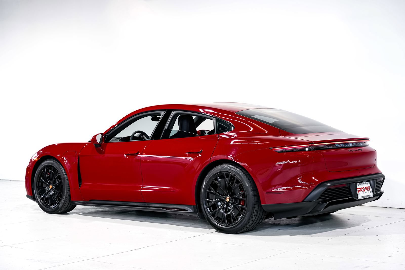 Used 2023 Porsche Taycan GTS AWD/4WD image 8