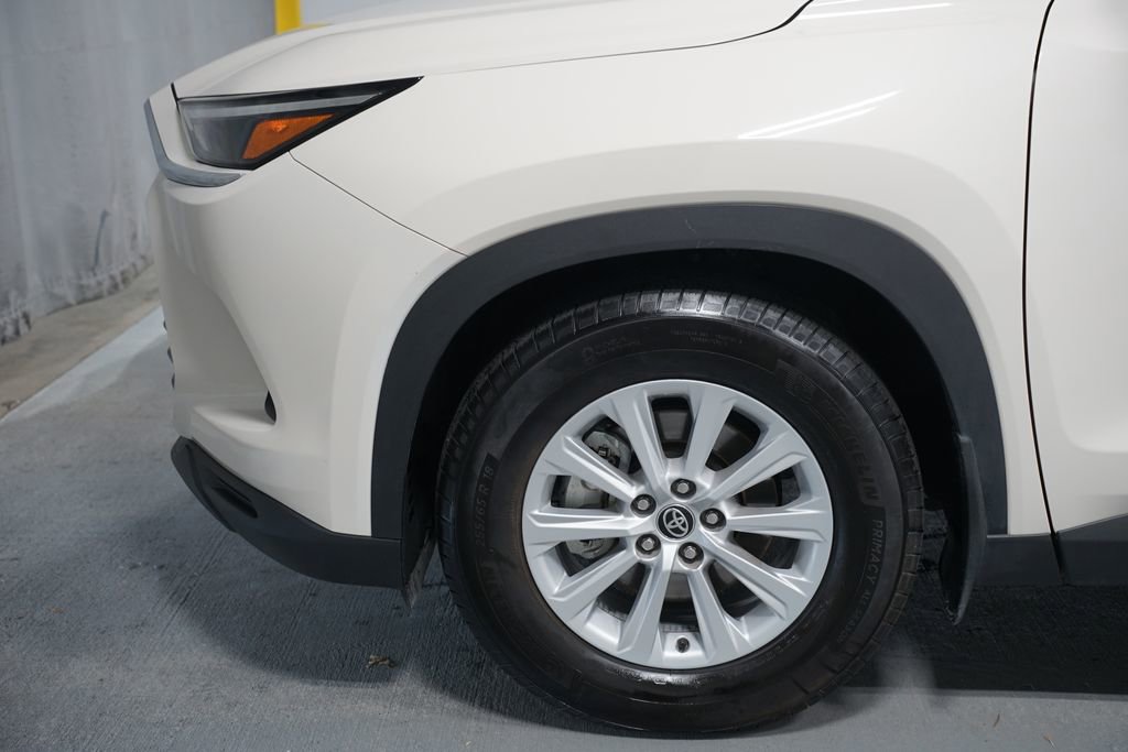 Certified 2024 Toyota Grand Highlander XLE image 5
