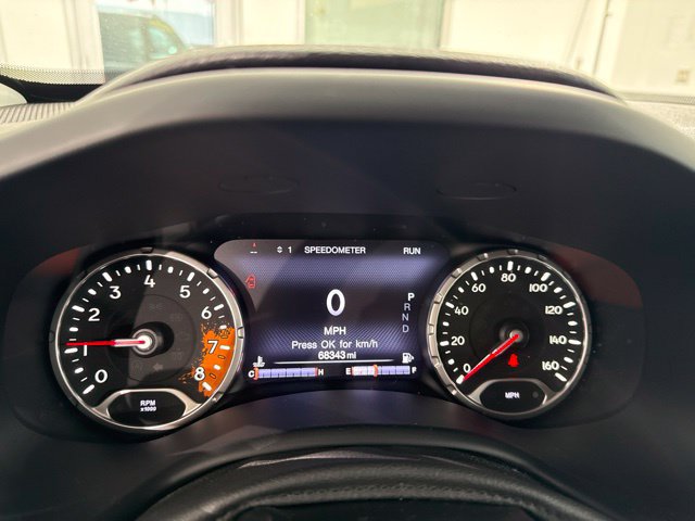 Used 2017 Jeep Renegade Limited FWD image 24