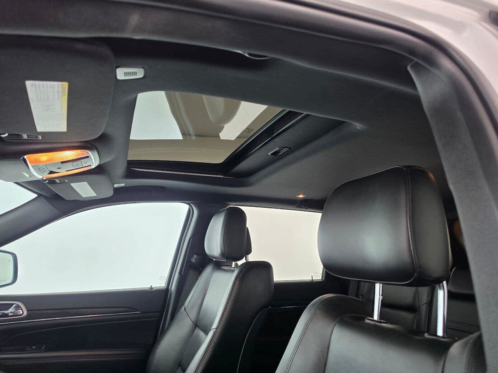 Used 2020 Jeep Grand Cherokee Limited RWD image 29