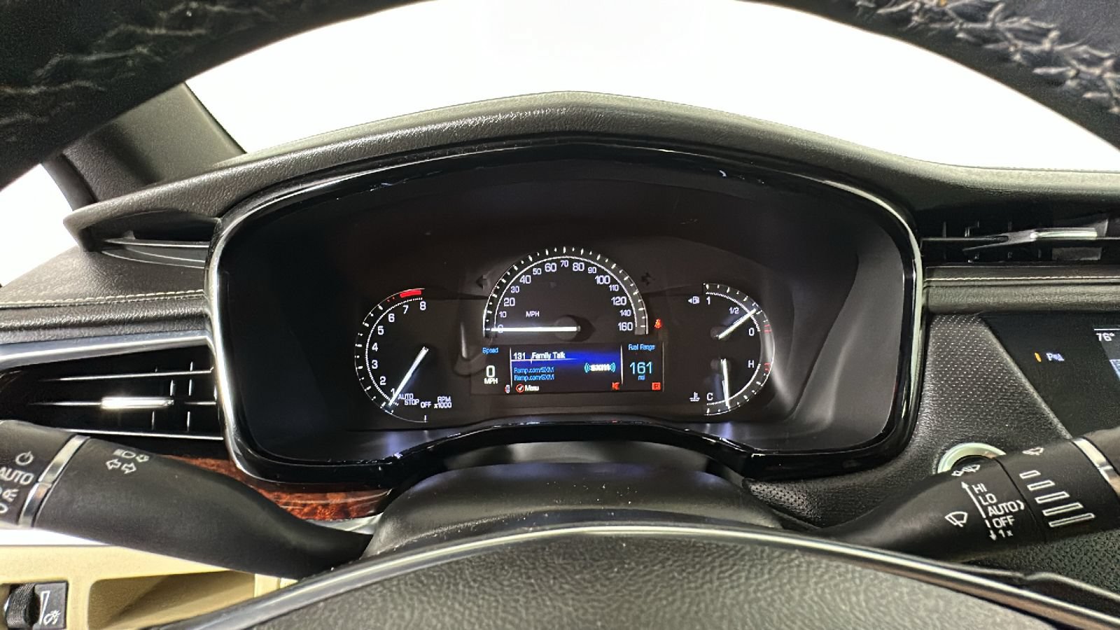 Used 2018 Cadillac XT5 Luxury w/ Driver Awareness Package AWD/4WD image 22