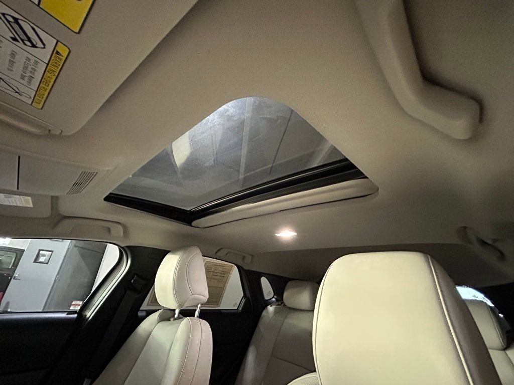 Used 2022 MAZDA CX-30 2.5 Turbo w/ Premium Package image 16