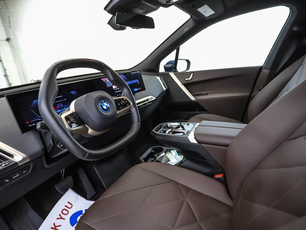 Certified 2024 BMW iX xDrive50 AWD/4WD image 10