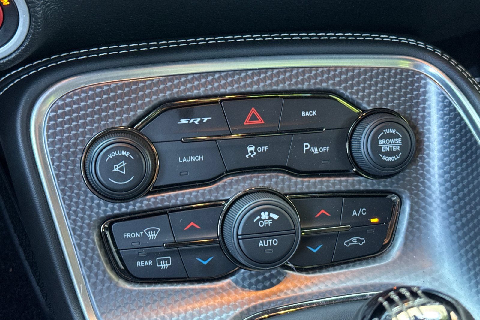 Used 2016 Dodge Challenger SRT Hellcat RWD image 19