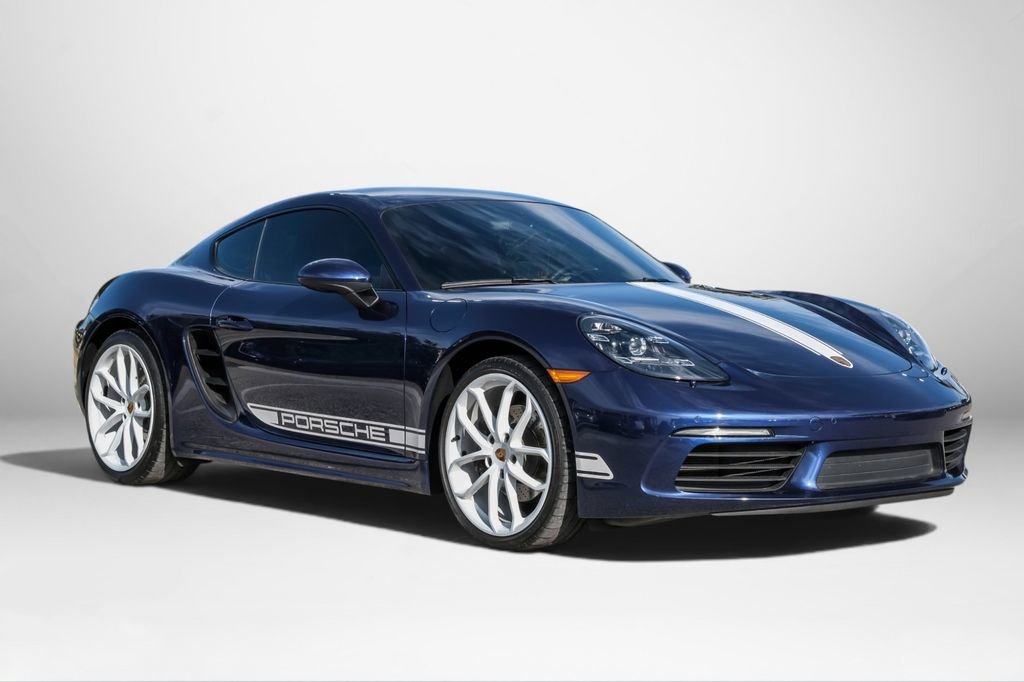 Used 2025 Porsche 718 Cayman RWD image 4