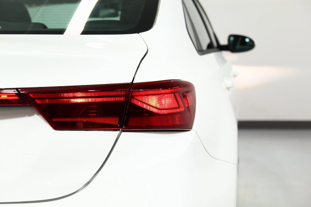 Used 2020 Kia Forte LXS image 12