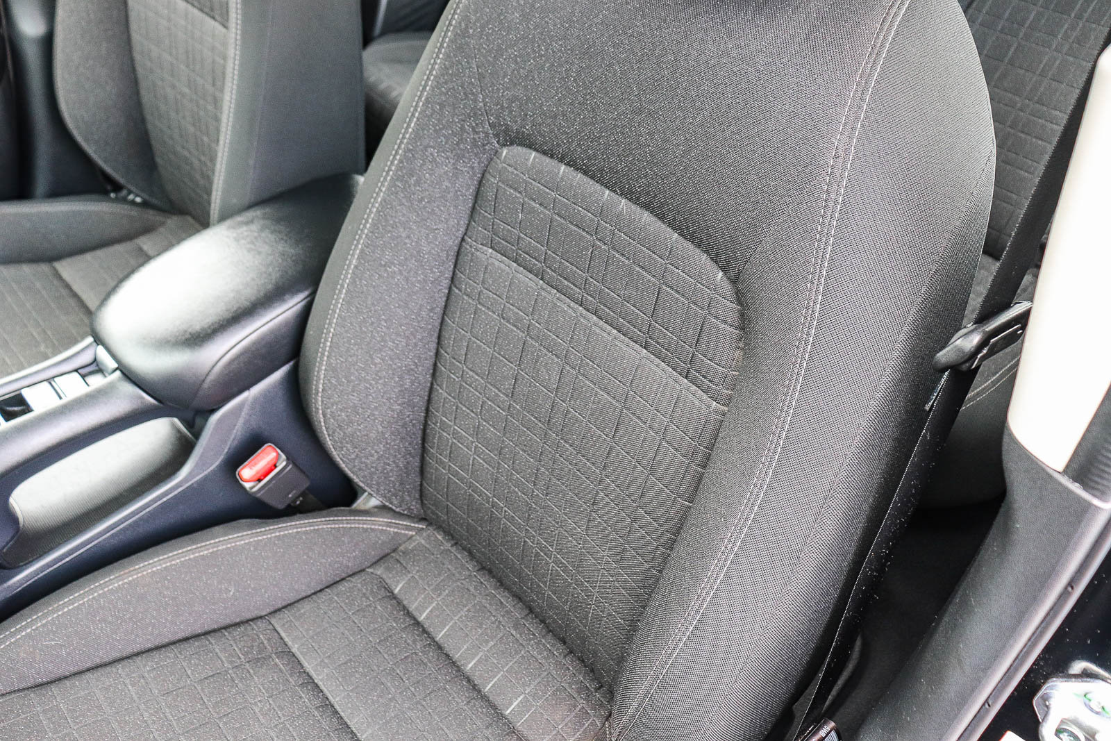 Certified 2024 Honda HR-V LX image 29