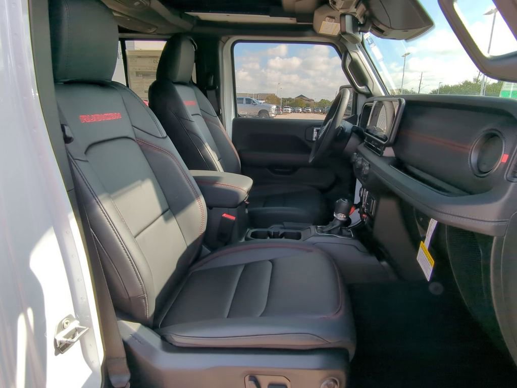 New 2026 Jeep Wrangler Sahara image 31