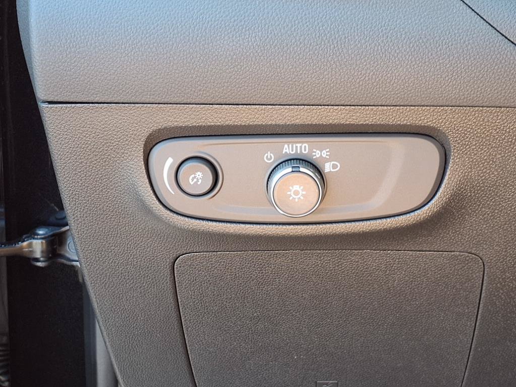 New 2026 Buick Encore GX Sport Touring w/ Comfort Package FWD image 13