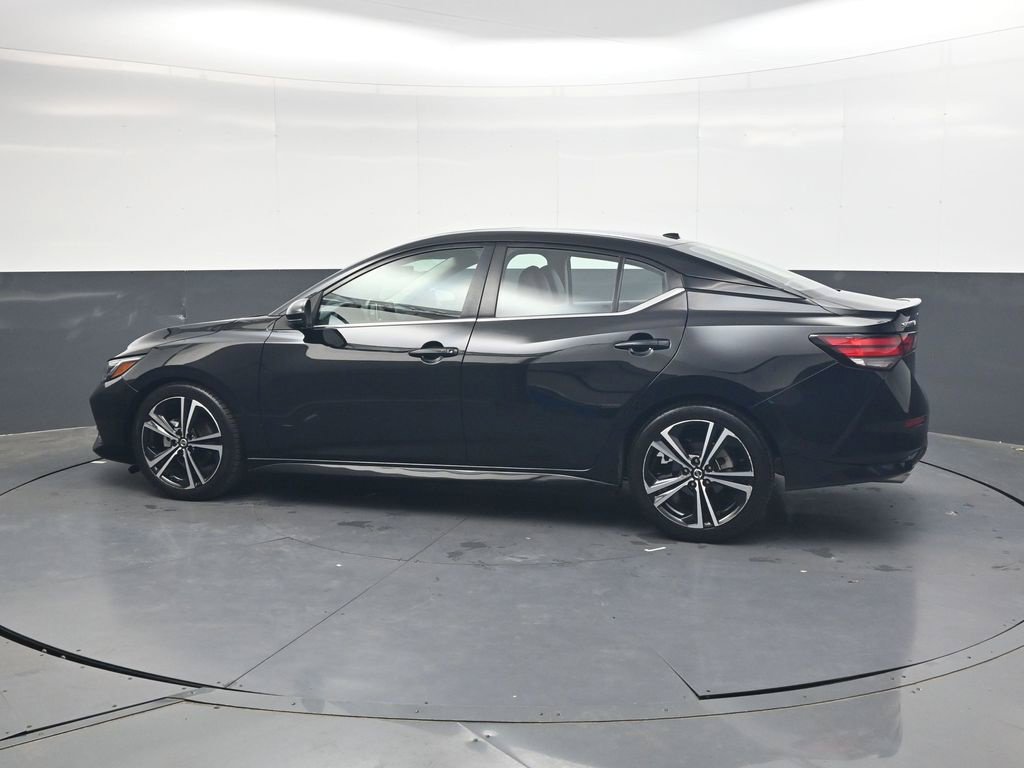Used 2022 Nissan Sentra SR w/ SR Premium Package FWD image 12