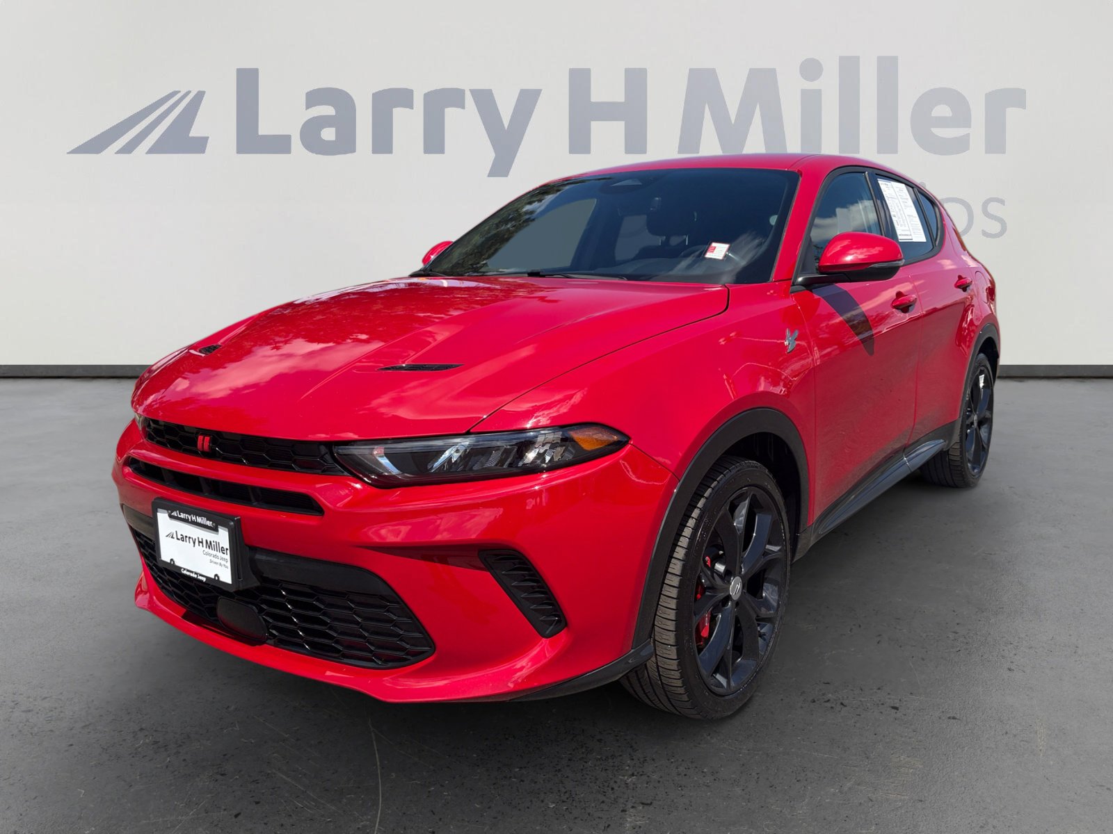 Used 2024 Dodge Hornet R/T w/ Track Pack AWD/4WD image 1
