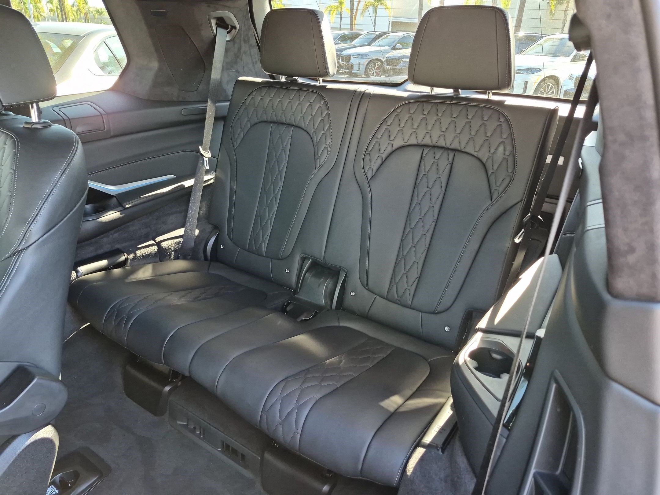 Used 2026 BMW X7 M60i AWD/4WD image 32