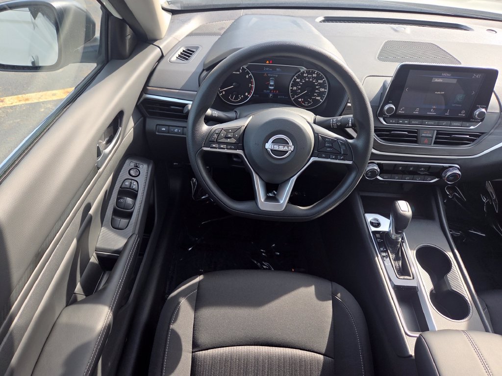 New 2026 Nissan Altima 2.5 SV FWD image 26