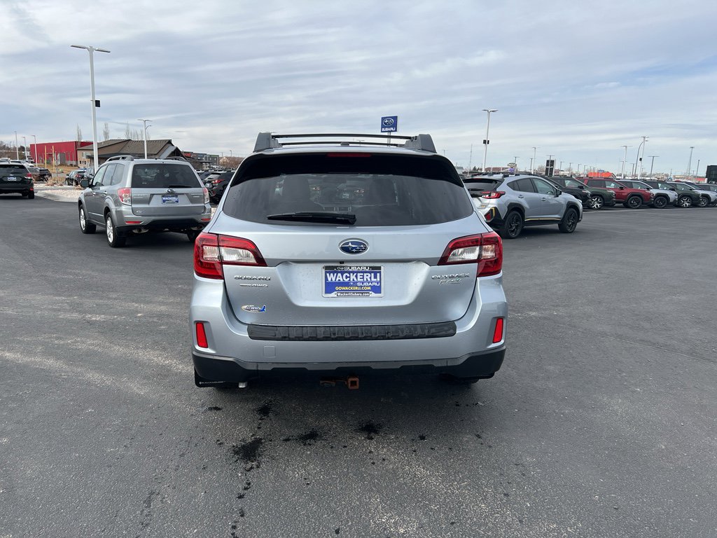 Used 2015 Subaru Outback 2.5i Premium AWD/4WD image 8