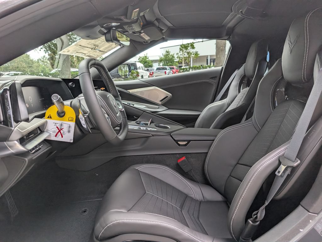 New 2027 Chevrolet Corvette Grand Sport w/ Z52 Sport Performance Package RWD image 15