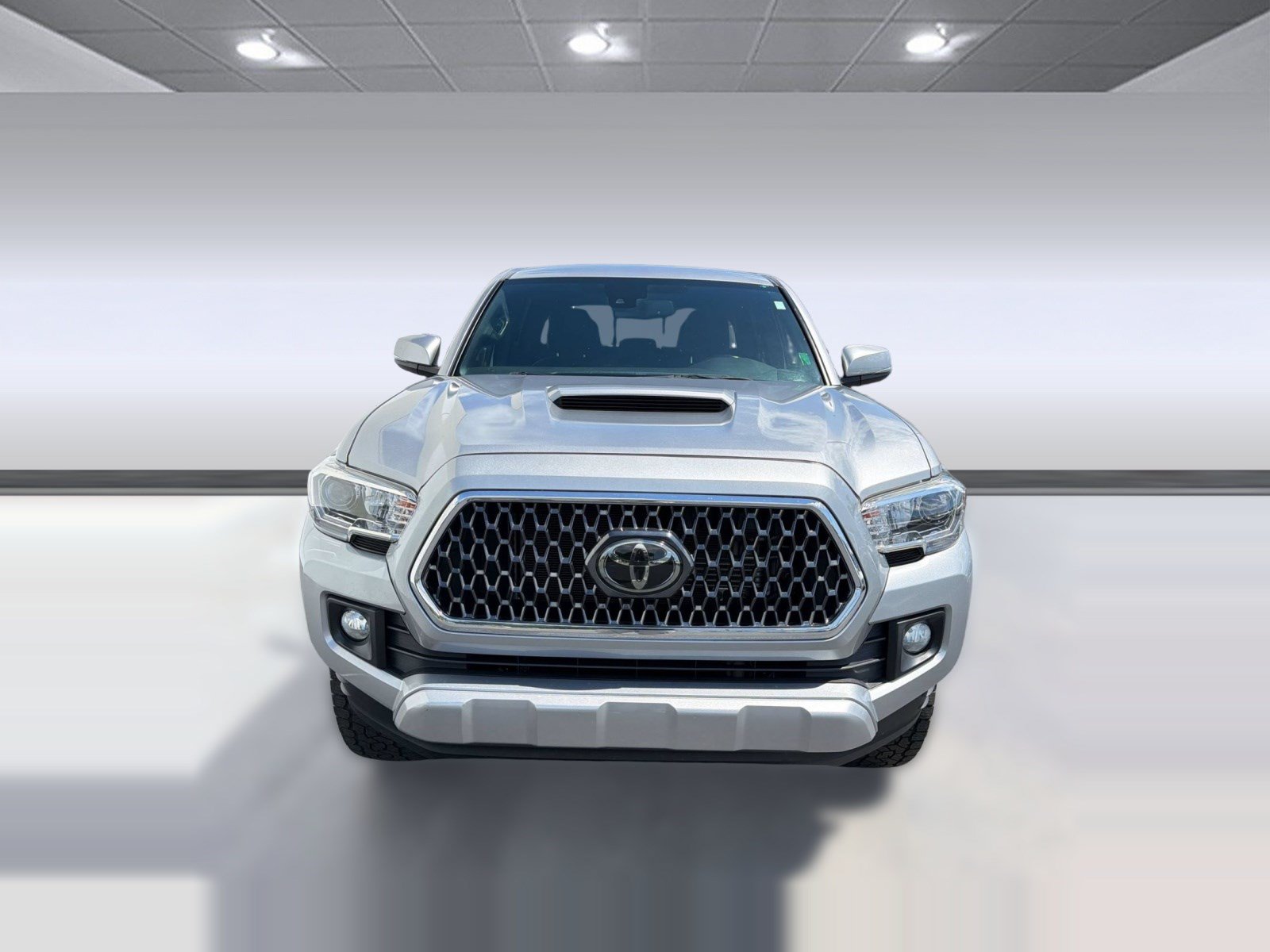 Used 2019 Toyota Tacoma TRD Sport AWD/4WD image 5